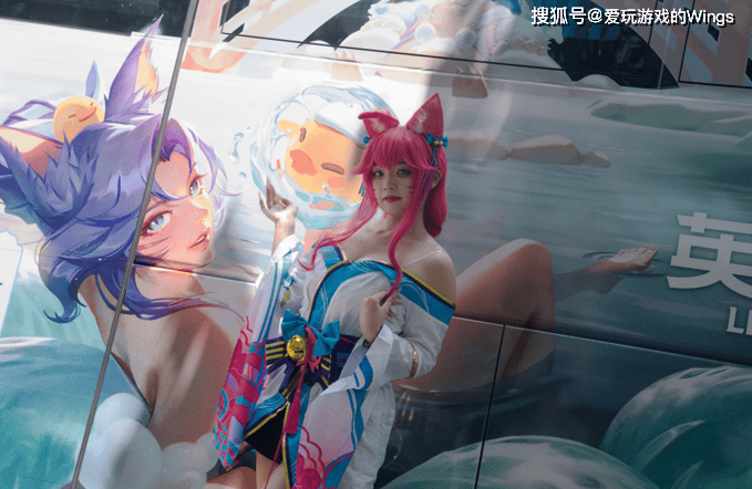 大巴免费接送,还有免费周边——LOL生日会竟如此阔绰!