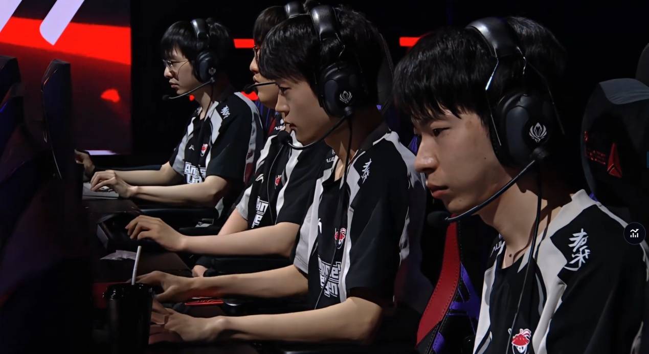 LPL再现突然死亡, TES进入总决赛,AL痛失好局,IG对手仍未确定