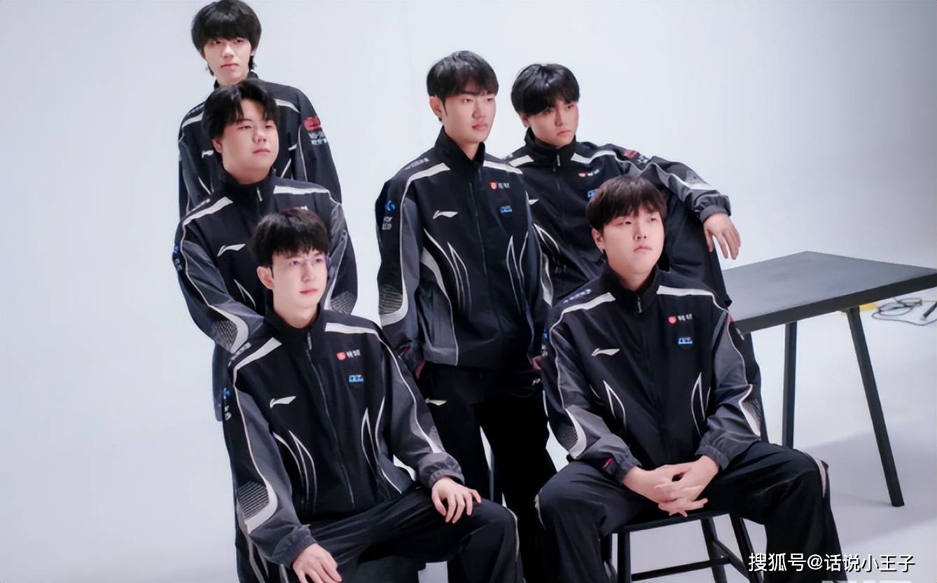 左手刷低信用分,喊话相信我!曝BLG选手Rank数据:Bin分最低